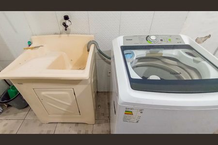 Casa para alugar com 200m², 3 quartos e 4 vagas Casa para alugar com 200m², 3 quartos e 4 vagasLavanderia