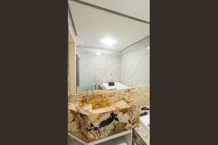Casa para alugar com 200m², 3 quartos e 4 vagas Casa para alugar com 200m², 3 quartos e 4 vagasBanheiro suite