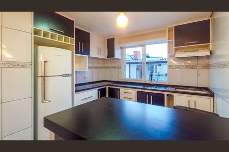Casa para alugar com 200m², 3 quartos e 4 vagas Casa para alugar com 200m², 3 quartos e 4 vagasCozinha