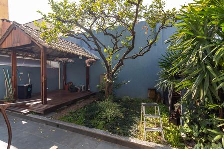 Casa à venda com 252m², 3 quartos e 4 vagasQuarto de Serviço - Vista