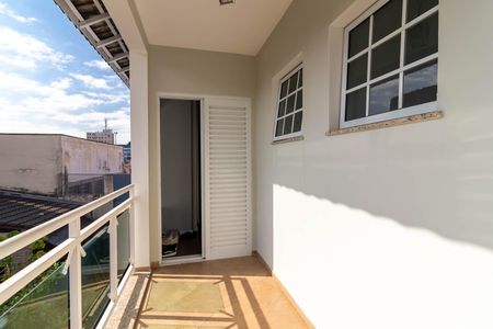 Casa à venda com 252m², 3 quartos e 4 vagasVaranda das Suítes 2 e 3
