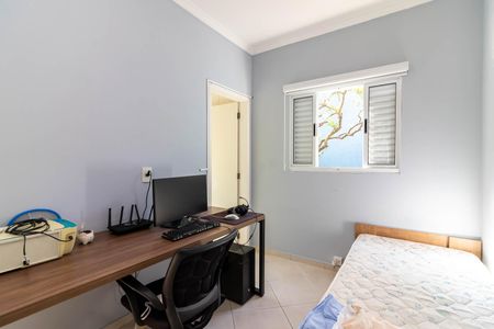 Casa à venda com 252m², 3 quartos e 4 vagasQuarto de Serviço