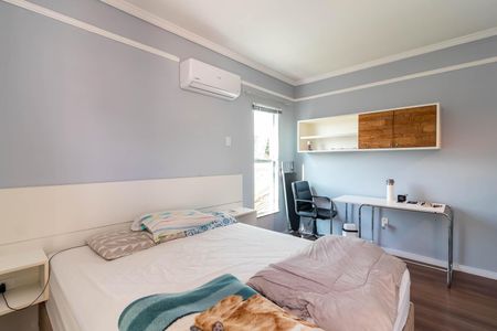 Casa à venda com 252m², 3 quartos e 4 vagasSuíte 3