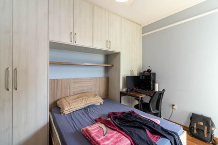 Casa à venda com 252m², 3 quartos e 4 vagasSuíte 2