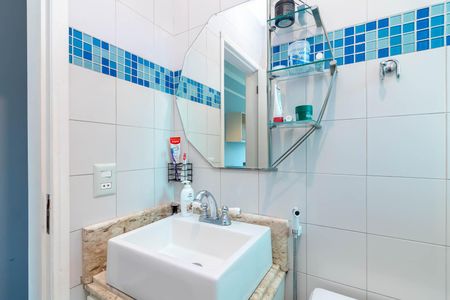 Casa à venda com 252m², 3 quartos e 4 vagasBanheiro da Suíte 3