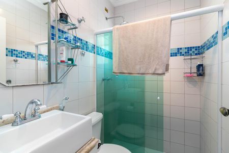Casa à venda com 252m², 3 quartos e 4 vagasBanheiro da Suíte 3