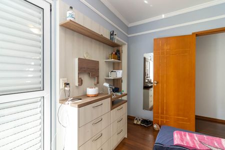 Casa à venda com 252m², 3 quartos e 4 vagasSuíte 2