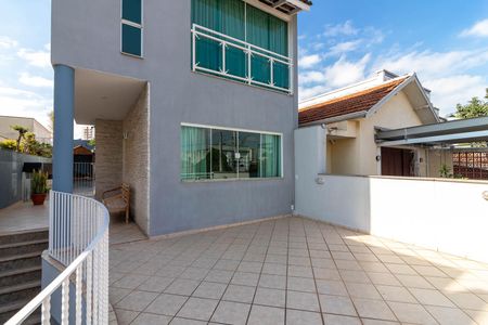 Casa à venda com 252m², 3 quartos e 4 vagasVaranda da Sala