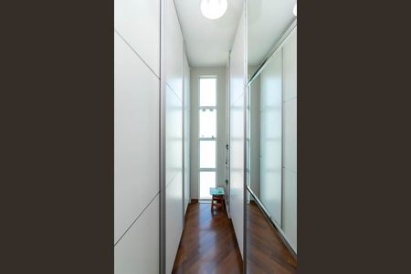 Casa à venda com 252m², 3 quartos e 4 vagasCloset da Suíte 1