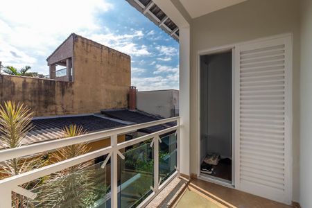 Casa à venda com 252m², 3 quartos e 4 vagasVaranda das Suítes 2 e 3