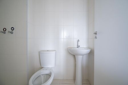 Apartamento à venda com 41m², 2 quartos e sem vaga Apartamento à venda com 41m², 2 quartos e sem vagaBanheiro