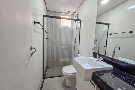 Apartamento para alugar com 3 quartos, 136m² em Balneario Cidade Atlantica, Guarujá