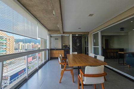 Apartamento para alugar com 136m², 3 quartos e 2 vagas