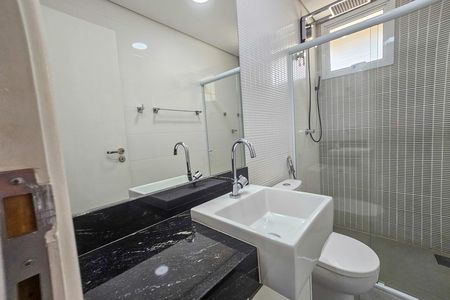 Apartamento para alugar com 136m², 3 quartos e 2 vagas