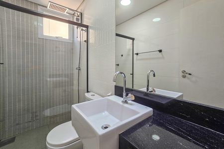 Apartamento para alugar com 3 quartos, 136m² em Balneario Cidade Atlantica, Guarujá