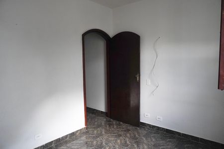 Casa à venda com 249m², 4 quartos e 3 vagasQuarto 2
