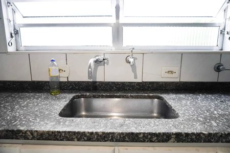 Casa à venda com 249m², 4 quartos e 3 vagasCozinha