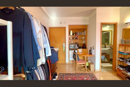 Sala de kitnet/studio à venda com 1 quarto, 32m² em Jardim Paulista, São Paulo