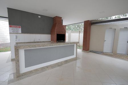 Apartamento para alugar com 45m², 2 quartos e 1 vaga Apartamento para alugar com 45m², 2 quartos e 1 vagaÁrea comum - Churrasqueira