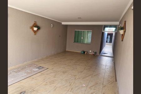 Casa para alugar com 198m², 3 quartos e 4 vagasHall de Entrada