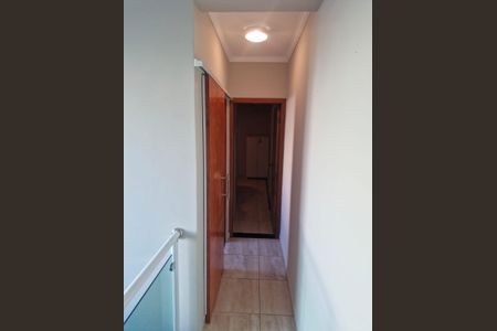 Casa para alugar com 198m², 3 quartos e 4 vagasCorredor