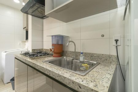 Apartamento à venda com 47m², 2 quartos e sem vaga Apartamento à venda com 47m², 2 quartos e sem vagaCozinha