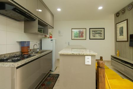 Apartamento à venda com 47m², 2 quartos e sem vaga Apartamento à venda com 47m², 2 quartos e sem vagaSala