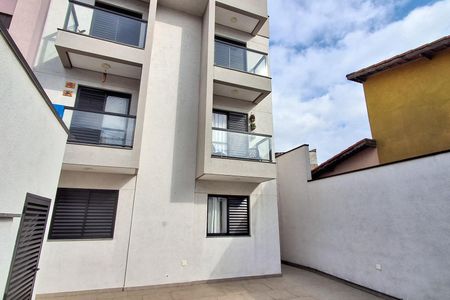 Apartamento à venda com 47m², 2 quartos e sem vaga Apartamento à venda com 47m², 2 quartos e sem vagaFachada interna