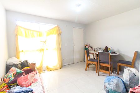 Sala de apartamento para alugar com 2 quartos, 42m² em Conjunto Residencial José Bonifácio, São Paulo