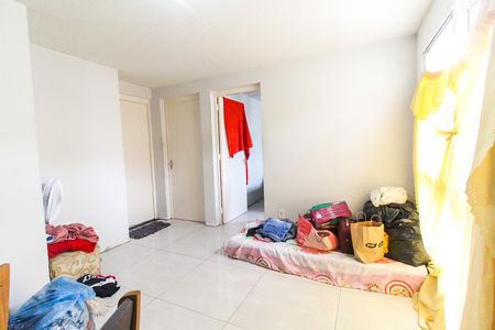 Sala de apartamento para alugar com 2 quartos, 42m² em Conjunto Residencial José Bonifácio, São Paulo