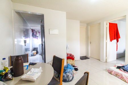Sala de apartamento para alugar com 2 quartos, 42m² em Conjunto Residencial José Bonifácio, São Paulo