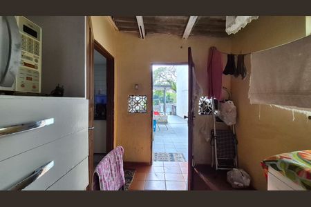 Casa à venda com 100m², 2 quartos e 1 vaga