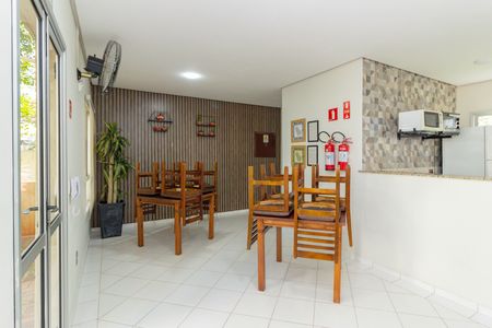 Apartamento à venda com 54m², 2 quartos e 1 vaga Apartamento à venda com 54m², 2 quartos e 1 vagaÁrea comum - Salão de festas