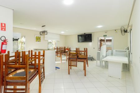 Apartamento à venda com 54m², 2 quartos e 1 vaga Apartamento à venda com 54m², 2 quartos e 1 vagaÁrea comum - Salão de festas