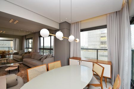 Apartamento para alugar com 70m², 2 quartos e 1 vagasala de jantar