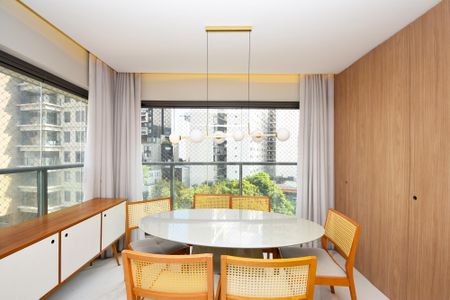 Apartamento para alugar com 70m², 2 quartos e 1 vagasala de jantar