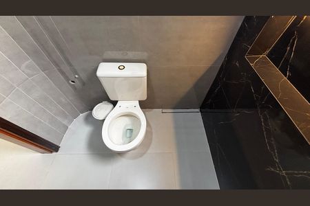 Apartamento à venda com 134m², 2 quartos e 2 vagas Apartamento à venda com 134m², 2 quartos e 2 vagasBanheiro