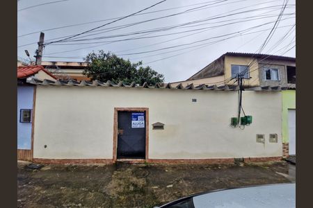 Casa para alugar com 32m², 2 quartos e sem vaga Casa para alugar com 32m², 2 quartos e sem vagaFachada+Plaquinha