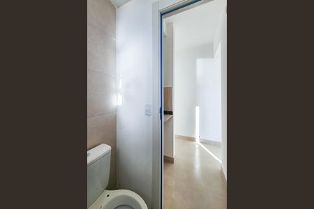 Apartamento à venda com 45m², 2 quartos e sem vaga Apartamento à venda com 45m², 2 quartos e sem vagaBanheiro