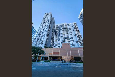 Fachada do Condomínio de apartamento à venda com 2 quartos, 45m² em Santo Cristo, Rio de Janeiro