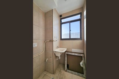 Apartamento à venda com 45m², 2 quartos e sem vaga Apartamento à venda com 45m², 2 quartos e sem vagaÁrea de Serviço