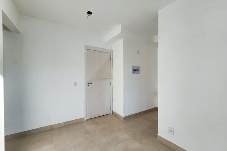Sala de apartamento para alugar com 2 quartos, 45m² em Santo Cristo, Rio de Janeiro