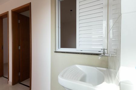 Apartamento para alugar com 48m², 3 quartos e sem vaga Apartamento para alugar com 48m², 3 quartos e sem vagaÁrea de Serviço