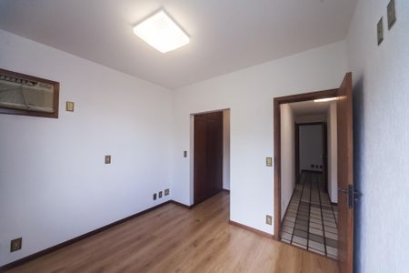 Apartamento à venda com 103m², 3 quartos e 2 vagas Apartamento à venda com 103m², 3 quartos e 2 vagassuite