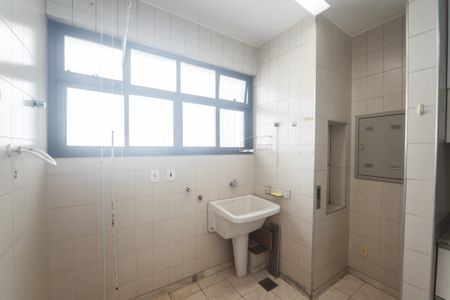 Apartamento à venda com 103m², 3 quartos e 2 vagas Apartamento à venda com 103m², 3 quartos e 2 vagasÁrea de Serviço