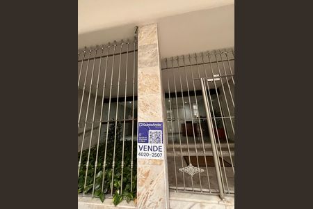 Apartamento à venda com 248m², 3 quartos e 2 vagas Apartamento à venda com 248m², 3 quartos e 2 vagasPlaca