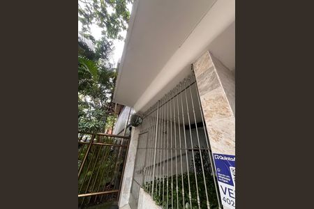 Apartamento à venda com 248m², 3 quartos e 2 vagas Apartamento à venda com 248m², 3 quartos e 2 vagasPlaca