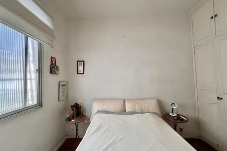 Apartamento à venda com 248m², 3 quartos e 2 vagas Apartamento à venda com 248m², 3 quartos e 2 vagasQuarto 2