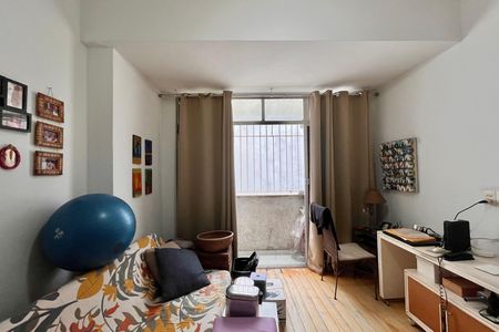 Apartamento à venda com 248m², 3 quartos e 2 vagas Apartamento à venda com 248m², 3 quartos e 2 vagasQuarto 1