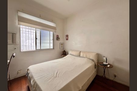 Apartamento à venda com 248m², 3 quartos e 2 vagas Apartamento à venda com 248m², 3 quartos e 2 vagasQuarto 2